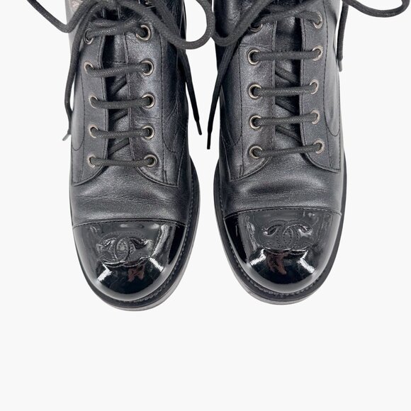 Chanel Black Glitter Leather CC Cap Toe Combat Boots Size 39 US 8–8.5 Women's - Picture 3 of 15